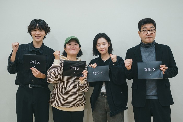 드라마 '닥터 X'의 천재 외과 의사 김지원