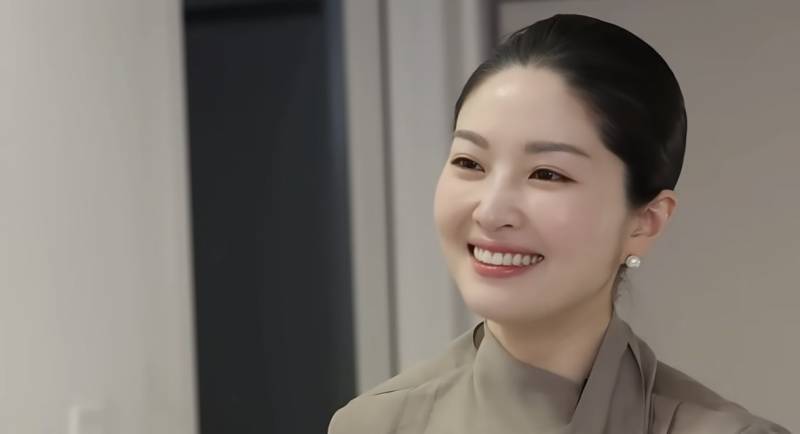 아시아나 퇴사 7년만에 승무원 메이크업한 류이서..JPG | 인스티즈