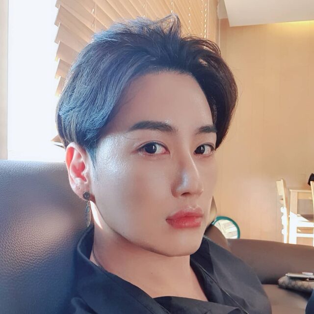 Click-B 近日登上 KBS 2TV 節目。