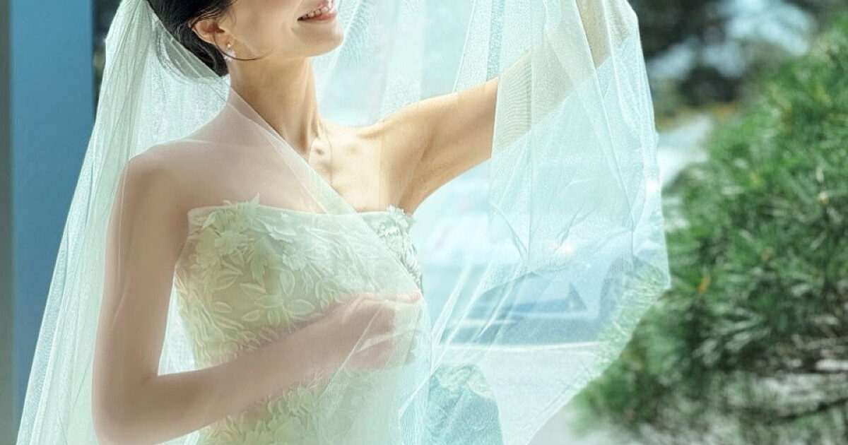 FIESTAR 出身的 Linzy 公開新婚近況。