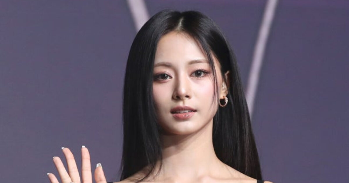 TWICE子瑜續約傳聞引發關注。