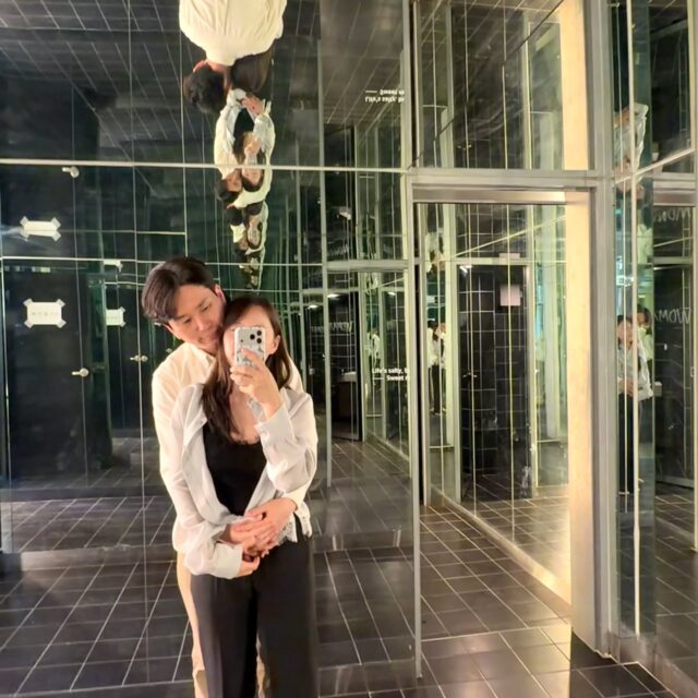 英子與英哲婚後曾出演 tvN STORY《李浩善諮商中心》。