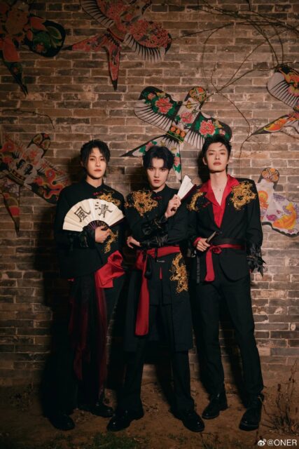 中國男團ONER目前為3人組,2018年出道。