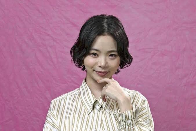 趣里與三山凌輝在2025年8月宣布結婚。