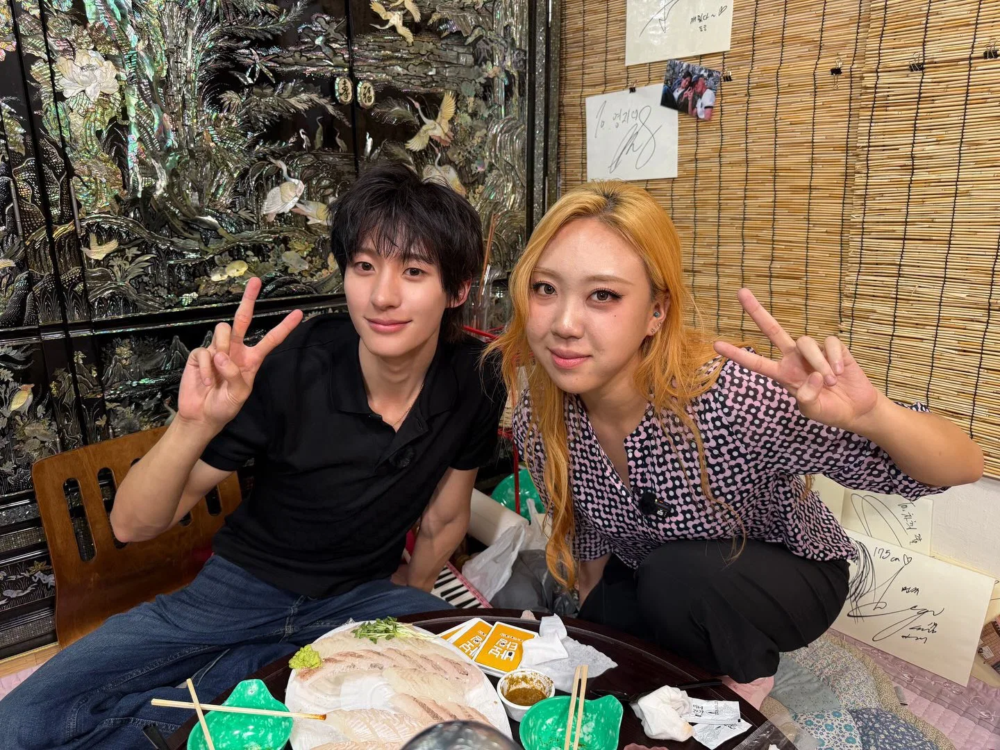 더쿠 (theqoo)