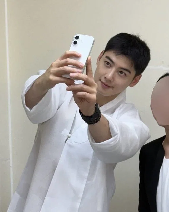 더쿠 (theqoo)