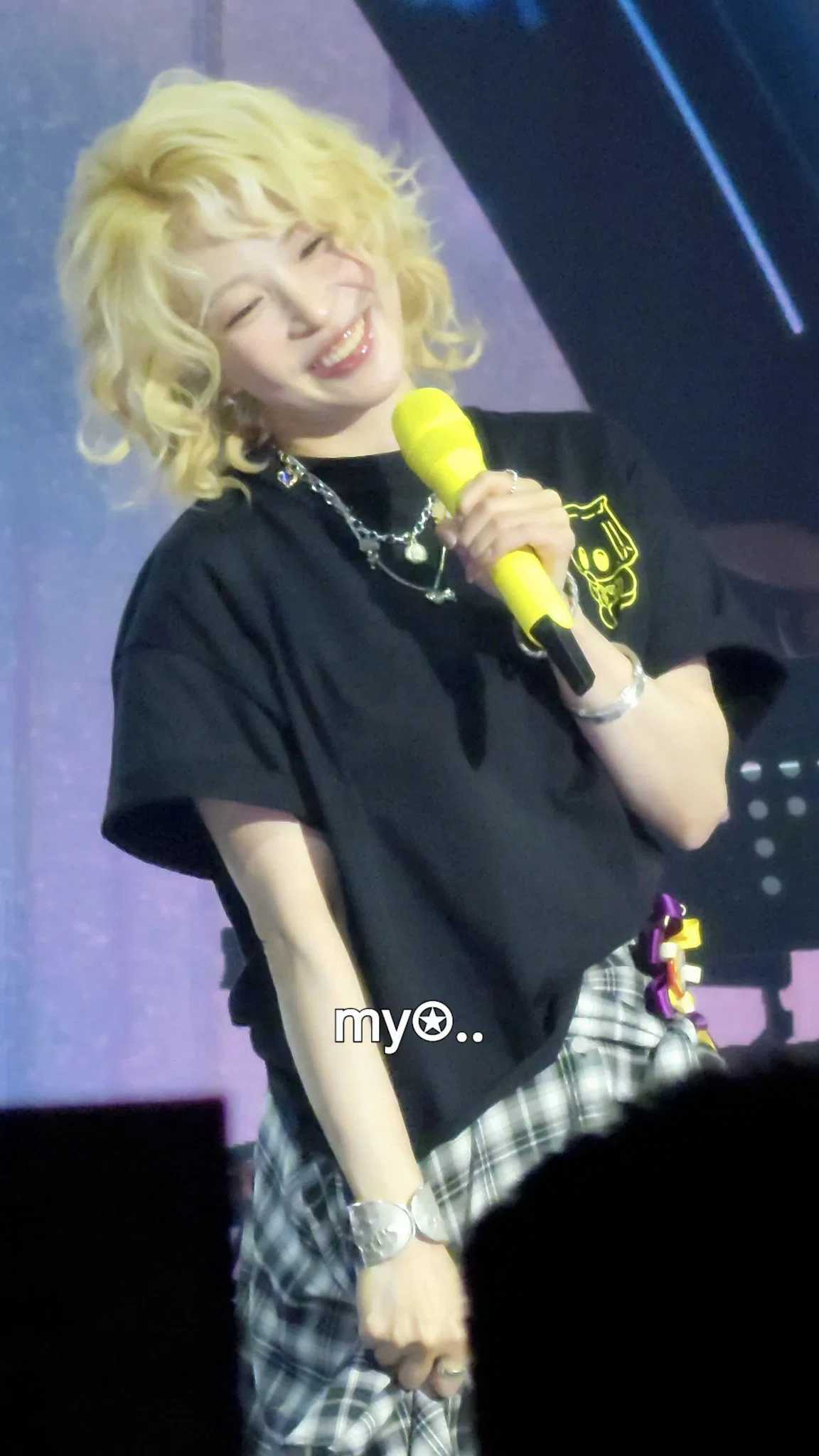 더쿠 (theqoo)