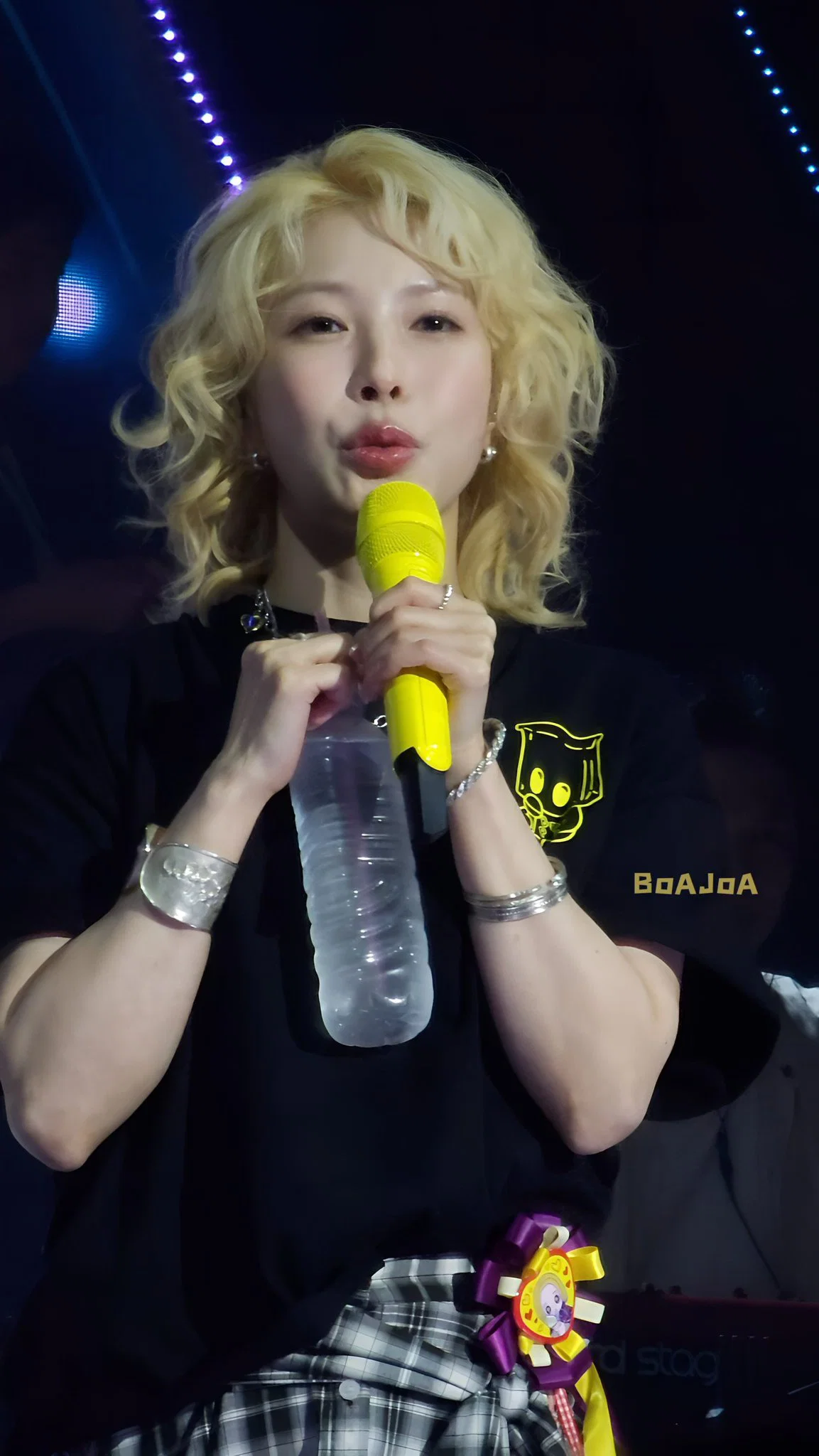 더쿠 (theqoo)