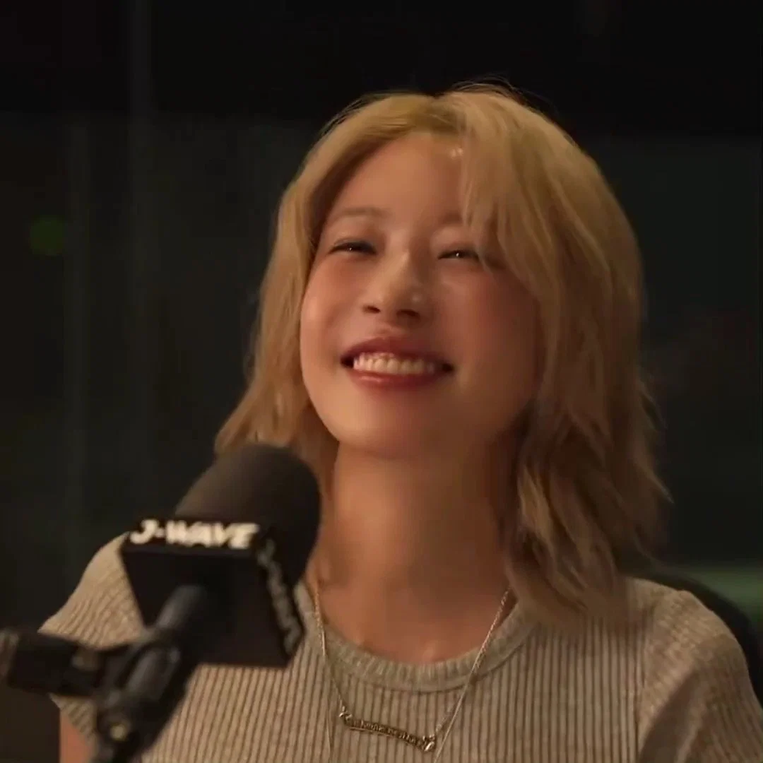 더쿠 (theqoo)