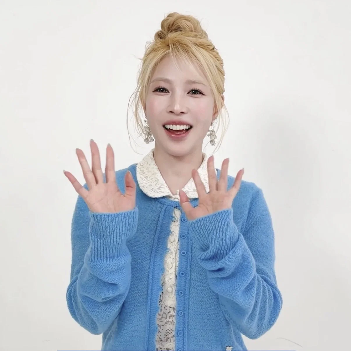 더쿠 (theqoo)